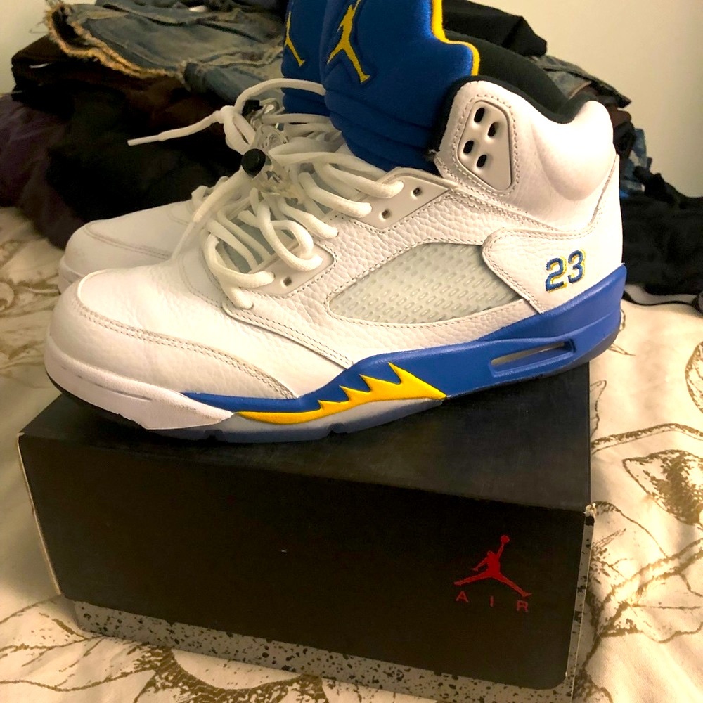 Jordan Retro 5 Laney (Almost deadstock)